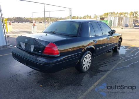 2011 Ford Crown Victoria Police Interceptor z USA, uszkodzony, nr VIN 2FABP7BV3BX149597